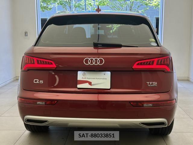 Audi Q5 2018-04 317962-3