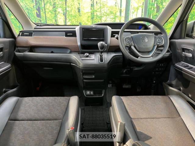 Honda FREED 2022-04 238138-1