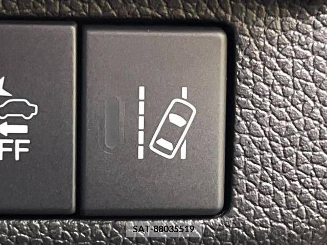 Honda FREED 2022-04 238138-7
