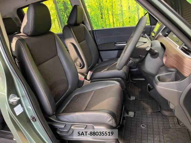 Honda FREED 2022-04 238138-8