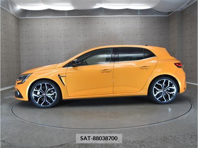 Renault MEGANE 2021-04 230852-10