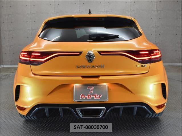 Renault MEGANE 2021-04 230852-11