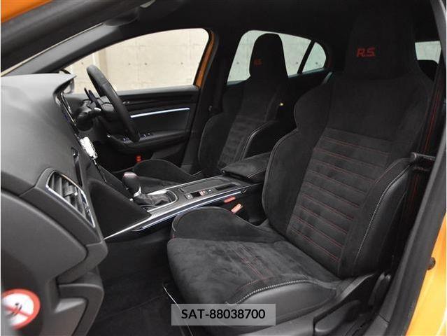 Renault MEGANE 2021-04 230852-4