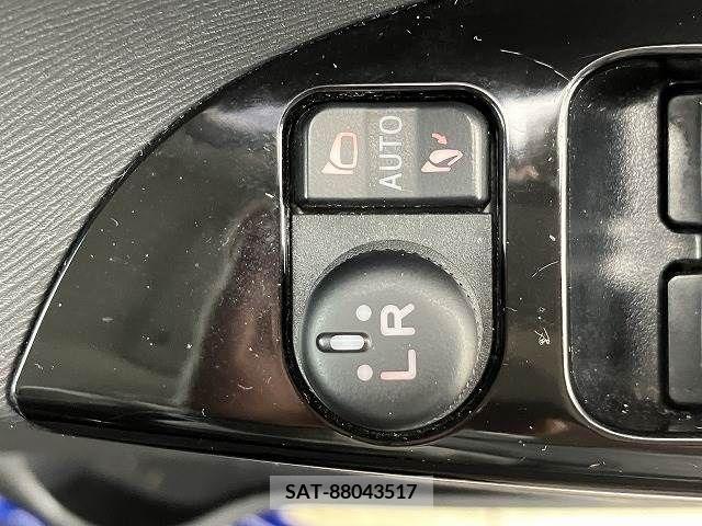 Daihatsu TANTO CUSTOM 2015-05 219743-8