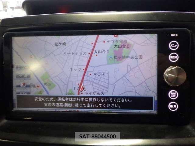 Toyota NOAH 2008-09 221068-2