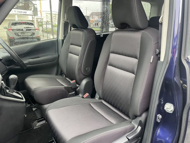 Nissan SERENA 2018-08 23085-15