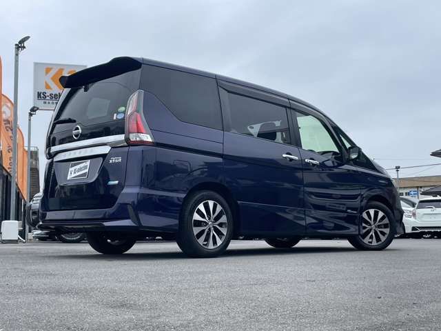 Nissan SERENA 2018-08 23085-1