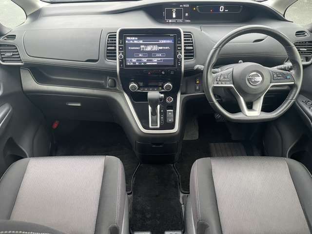 Nissan SERENA 2018-08 23085-6