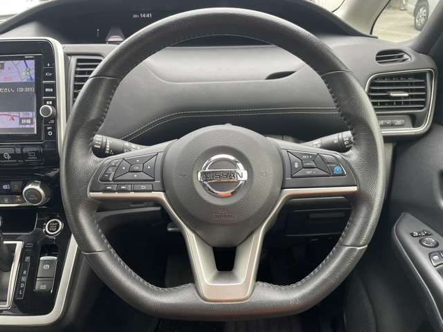 Nissan SERENA 2018-08 23085-11