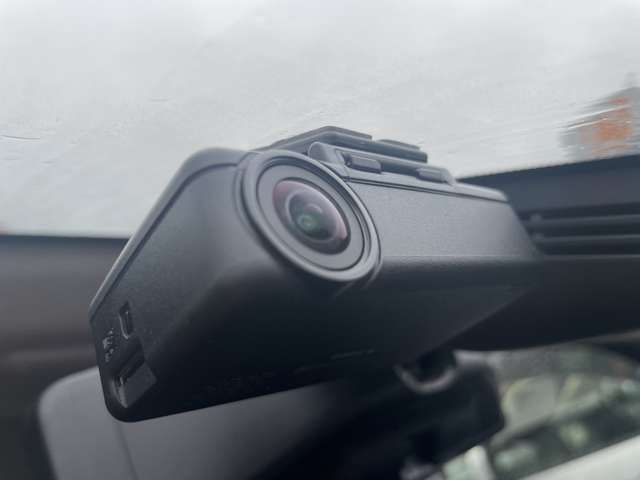 Nissan SERENA 2018-08 23085-13