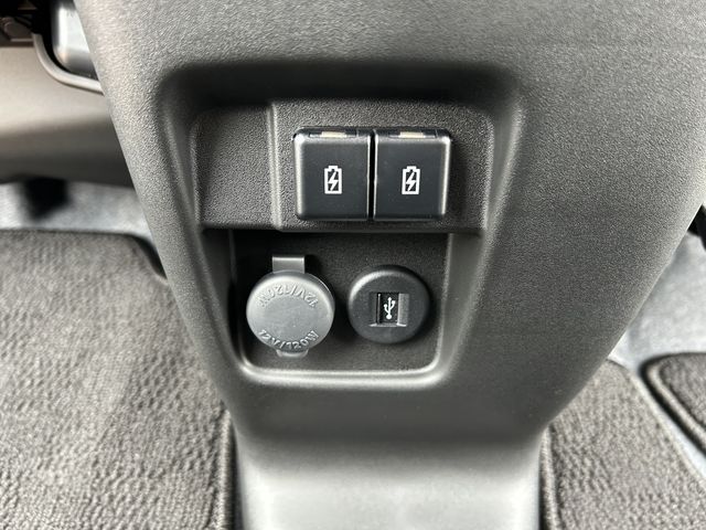 Suzuki SPACIA 2023-08 11475-17