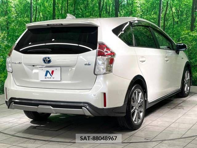 Toyota PRIUS ALPHA 2015-06 282462-17