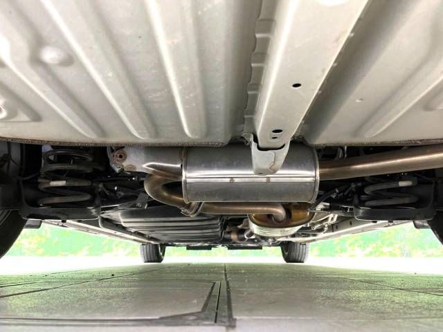 Toyota NOAH 2018-02 29301-19
