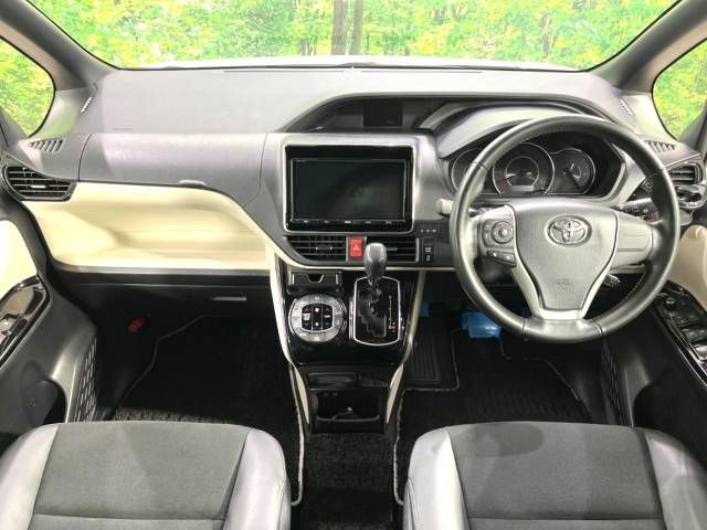 Toyota NOAH 2018-02 29301-1