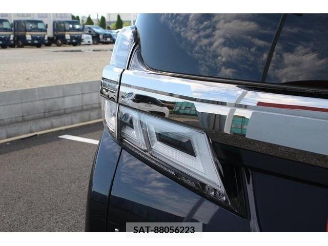 Toyota VELLFIRE 2018-07 290230-10