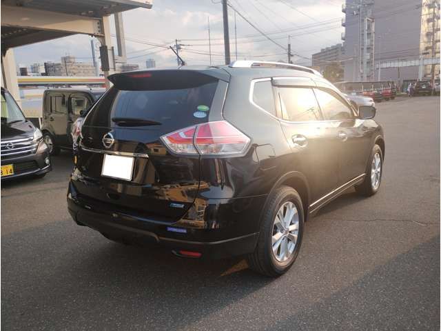 Nissan X-TRAIL 2015-03 19531-1
