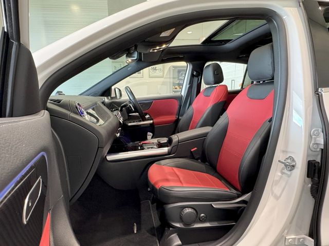 Mercedes Benz GLA-CLASS 2022-11 186764-18