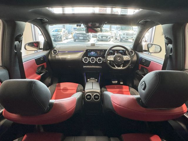 Mercedes Benz GLA-CLASS 2022-11 186764-1