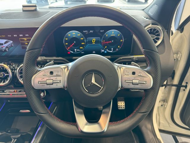 Mercedes Benz GLA-CLASS 2022-11 186764-8