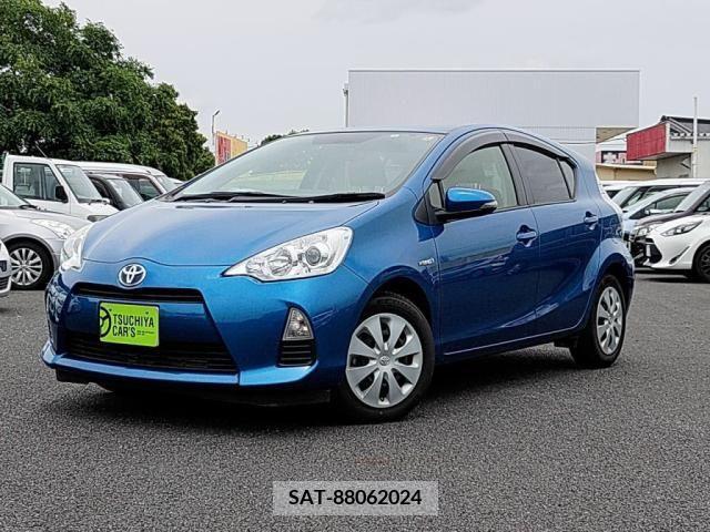 Toyota AQUA 2014-01 260542-0