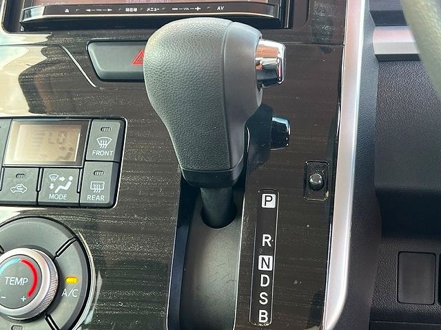 Daihatsu TANTO CUSTOM 2015-09 16012-15