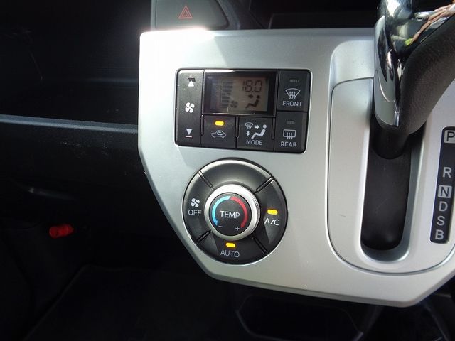 Daihatsu WAKE 2014-11 23997-20
