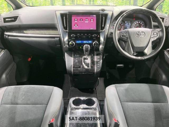 Toyota ALPHARD 2020-11 215766-1