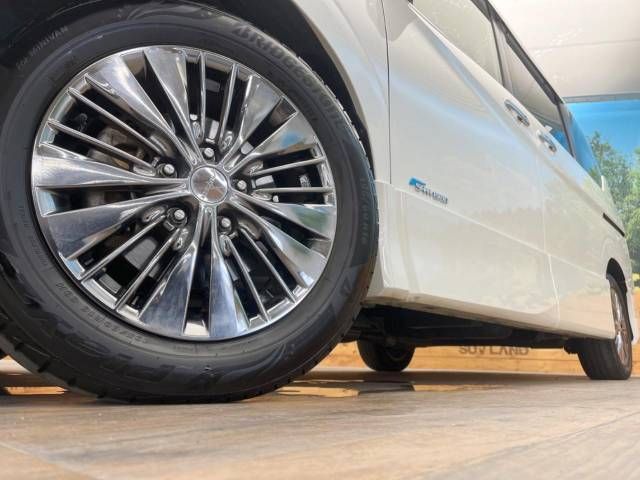 Nissan SERENA 2017-02 10261-13