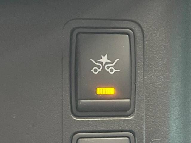 Nissan SERENA 2017-02 10261-7