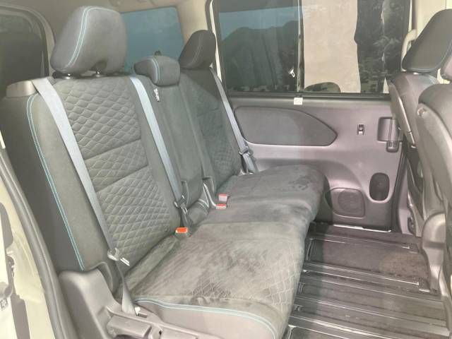 Nissan SERENA 2017-02 10261-10