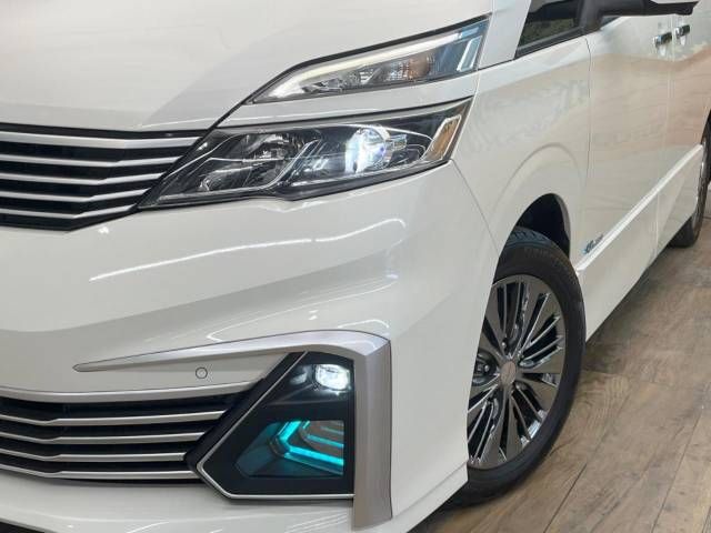 Nissan SERENA 2017-02 10261-12
