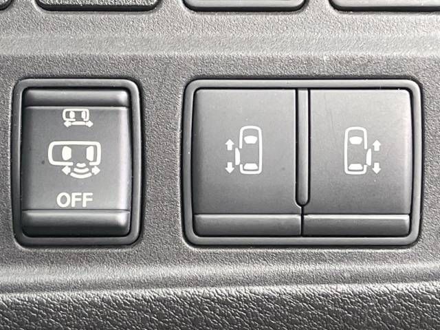 Nissan SERENA 2017-02 10261-5