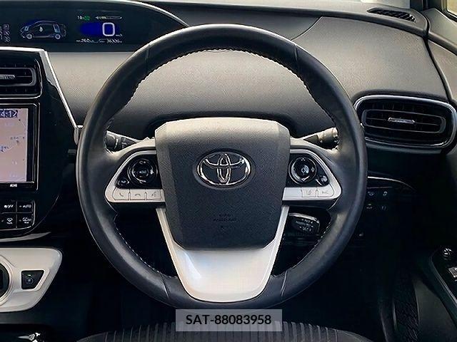 Toyota PRIUS 2019-01 224709-13