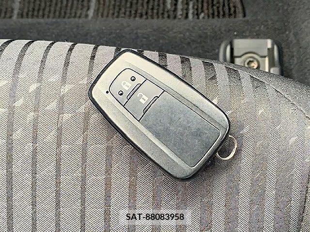 Toyota PRIUS 2019-01 224709-15