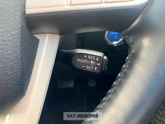 Toyota PRIUS 2019-01 224709-16