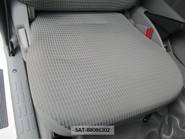 Hino DUTRO 2018-09 332909-15