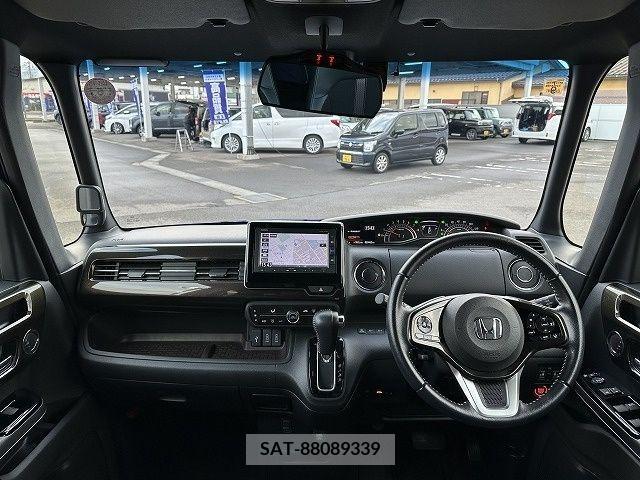 Honda N BOX CUSTOM 2018-09 379175-2