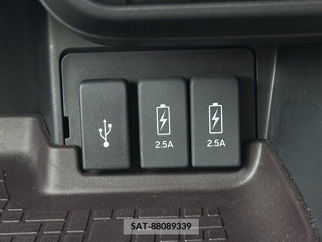 Honda N BOX CUSTOM 2018-09 379175-19