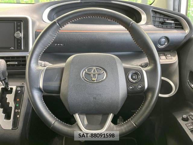 Toyota SIENTA 2019-03 374609-11