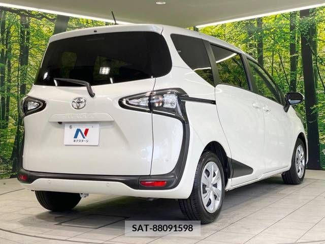 Toyota SIENTA 2019-03 374609-17