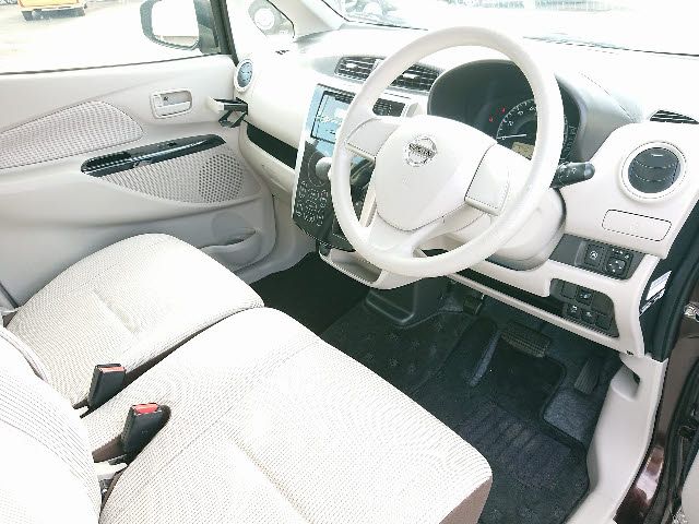 Nissan DAYZ 2016-04 187508-9
