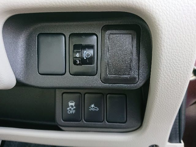 Nissan DAYZ 2016-04 187508-25