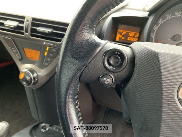 Toyota IQ 2009-01 379350-13