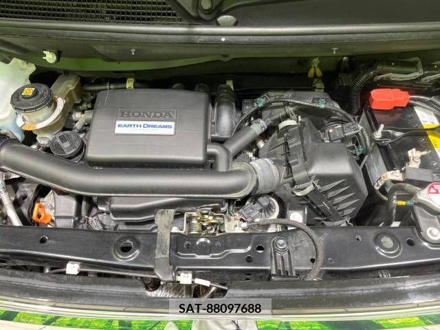 Honda N BOX CUSTOM 2019-12 330697-18