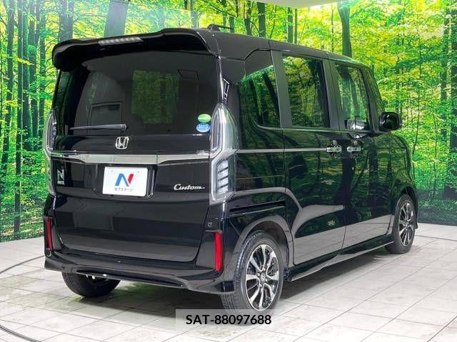 Honda N BOX CUSTOM 2019-12 330697-17