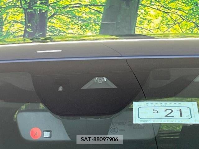 Mazda CX-30 2021-05 265645-2