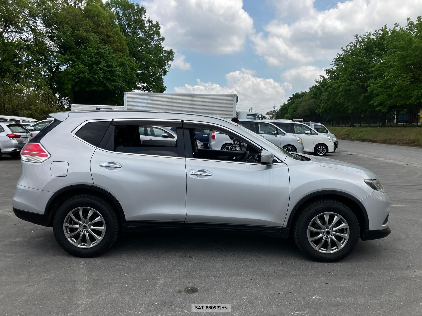 Nissan X-TRAIL 2017-03 258219-6