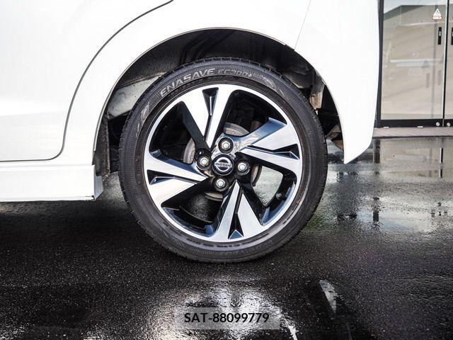 Nissan DAYZ 2019-10 206558-13