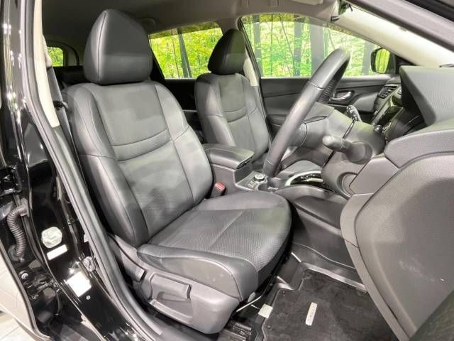 Nissan X-TRAIL 2018-03 27366-8