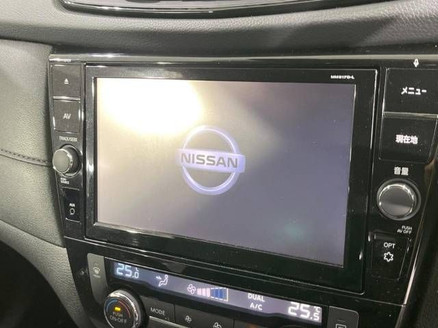 Nissan X-TRAIL 2018-03 27366-3